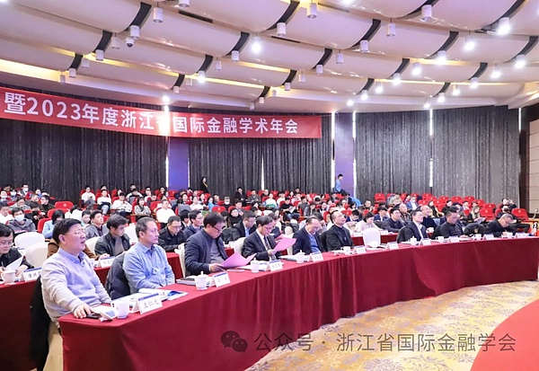 比特币再创新高！117000美元关口被攻破，牛市真的要来了吗？